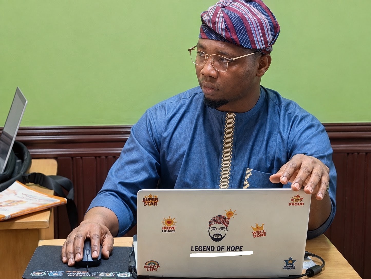 Soliu Fatai Olukayode facilitating a practical data analytics training session